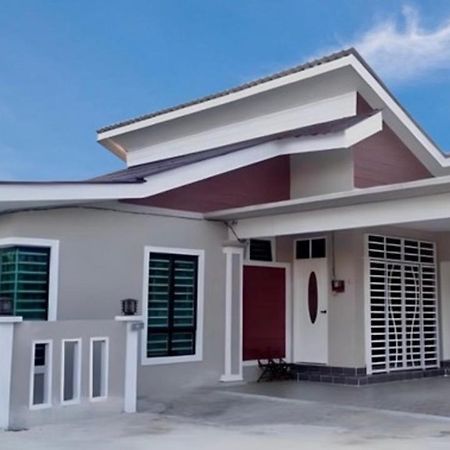 Aina Guest House Kota Bharu Zewnętrze zdjęcie